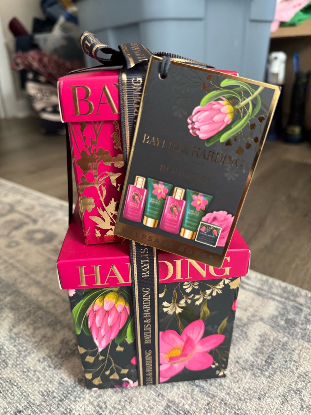Baylis & Harding Pink Floral Bath & Body Gift Set